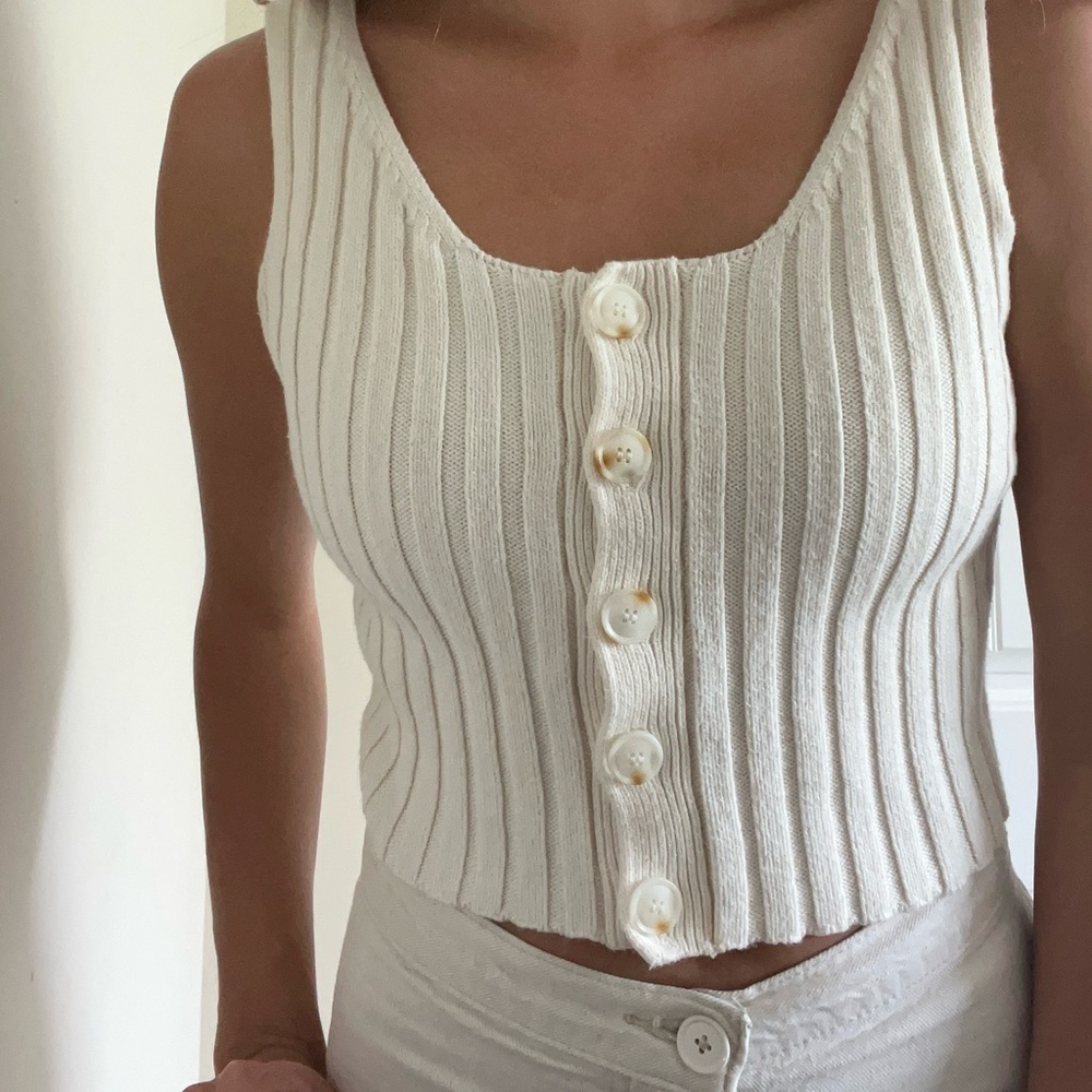 Common Los Angeles Sweater Tank